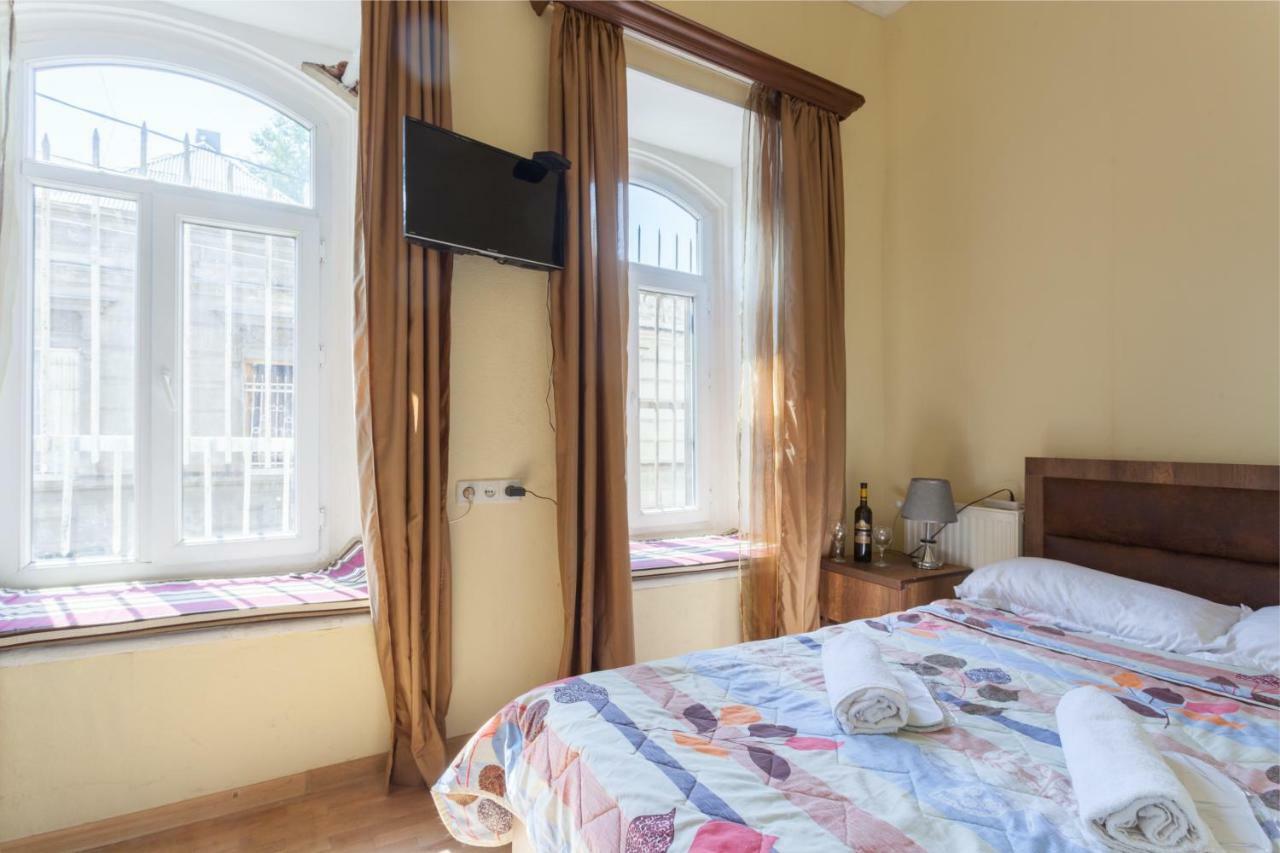 Guest House Ketrin Tbilisi Ngoại thất bức ảnh