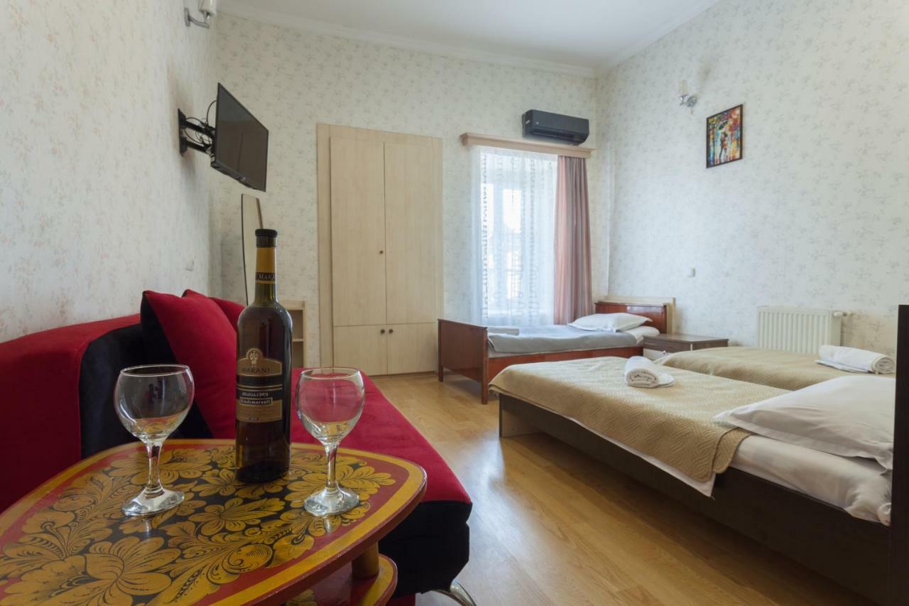 Guest House Ketrin Tbilisi Ngoại thất bức ảnh